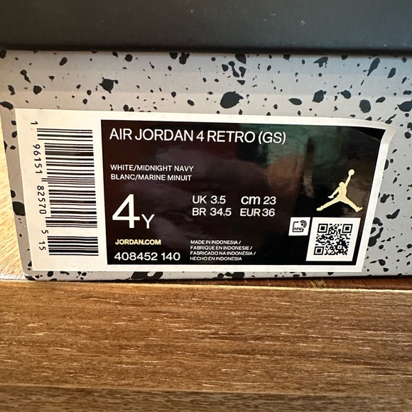 Nike Air Jordan 4 Retro sneakers - Picture 13 of 13